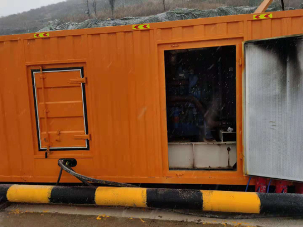 西湖发电机出租 柴油发电机组电压低报警怎么办？