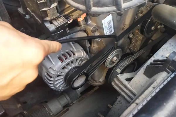 西湖转速传感器的工作原理是什么？